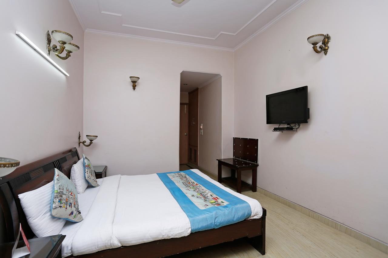 Oyo 5401 Hotel Mid Town 新德里 外观 照片
