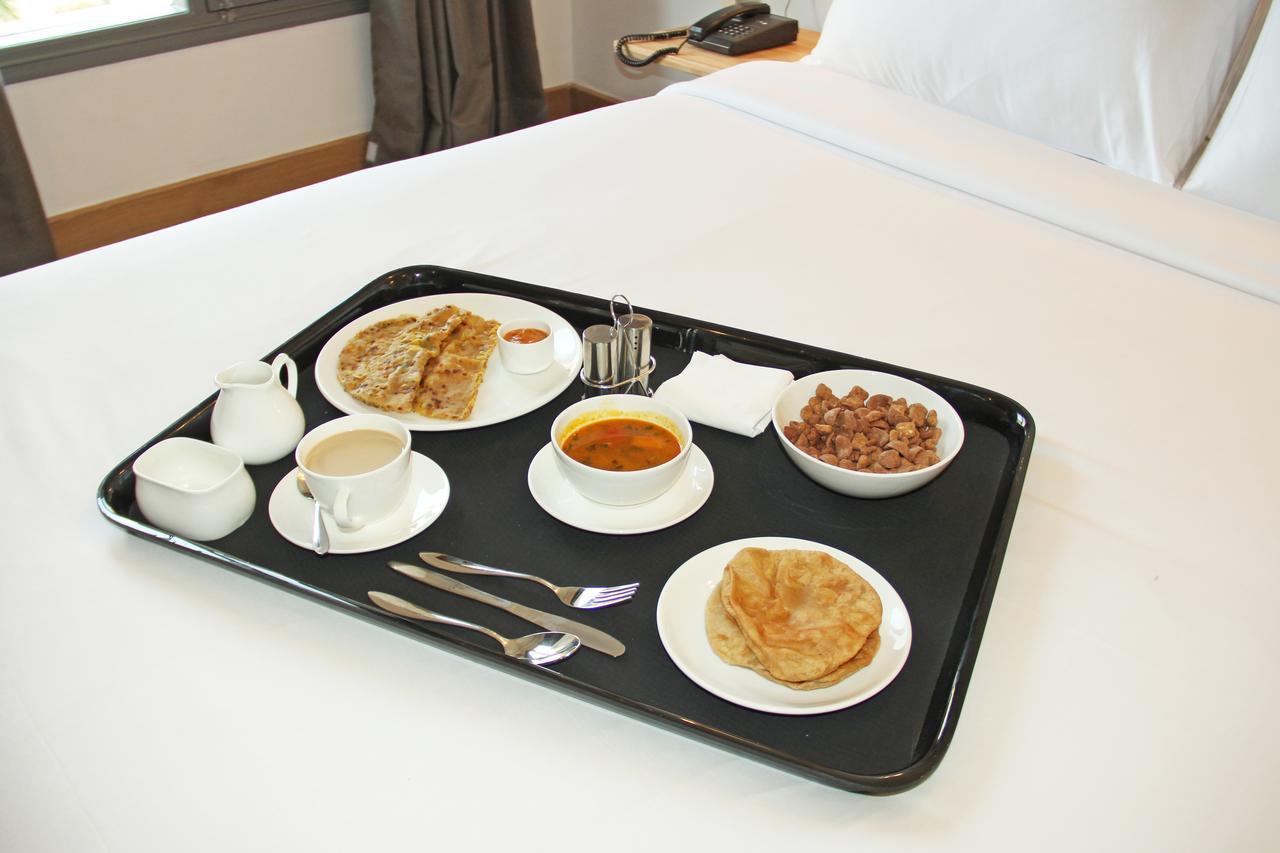 Oyo 5401 Hotel Mid Town 新德里 外观 照片
