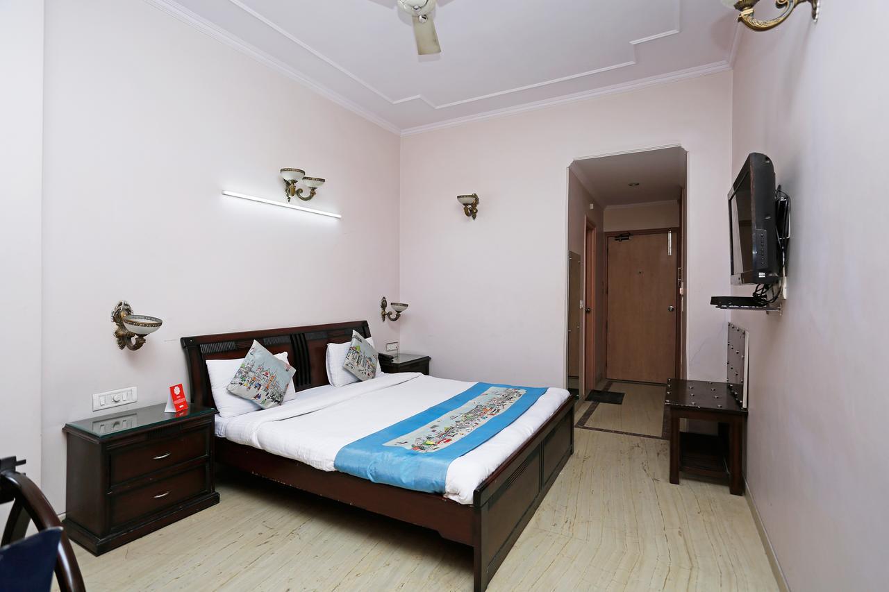 Oyo 5401 Hotel Mid Town 新德里 外观 照片